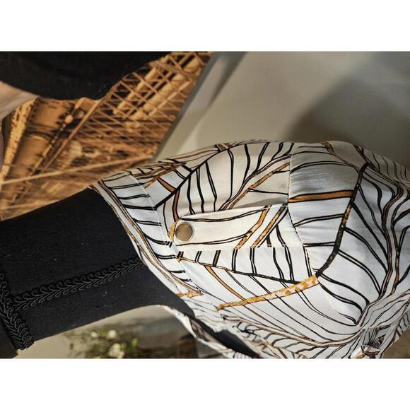 Esqualo Elegant Leaf Print Button-Up Dress #93 - Picture 7 of 8